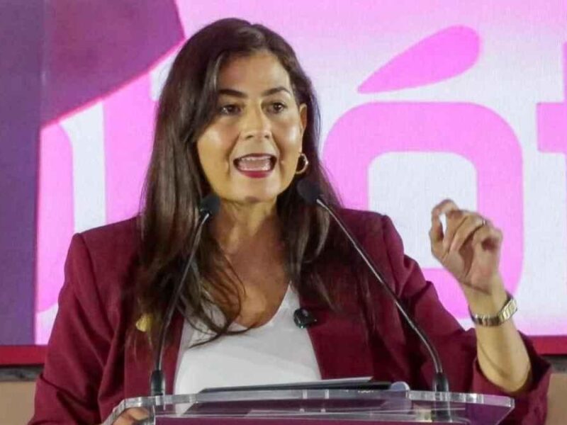 Impulsa Gabriela Molina prevención ante riesgos digitales para estudiantes