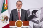 Ebrard justifica estancia de su hijo en embajada de Londres