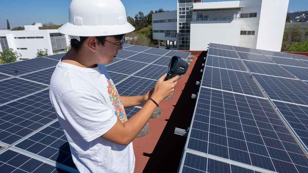 Licenciatura en Ingeniería Electricista de la UMSNH obtiene acreditación del CACEI-1