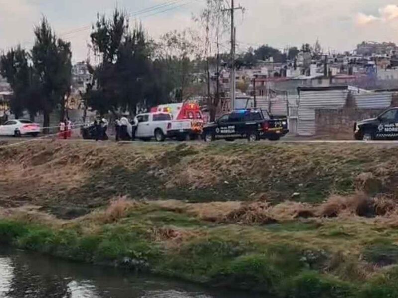 Localizan el cadáver de un hombre flotando en el Río Grande de Morelia