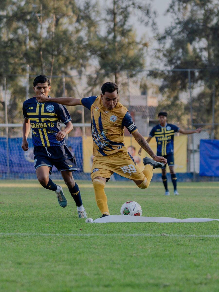 Los Zorros del Atlético Morelia-UMSNH toman ventaja ante Cimarrones de Sonora