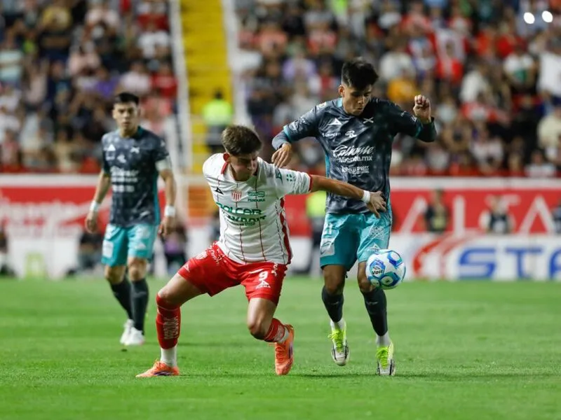 Necaxa impone condiciones en casa y se lleva los tres puntos