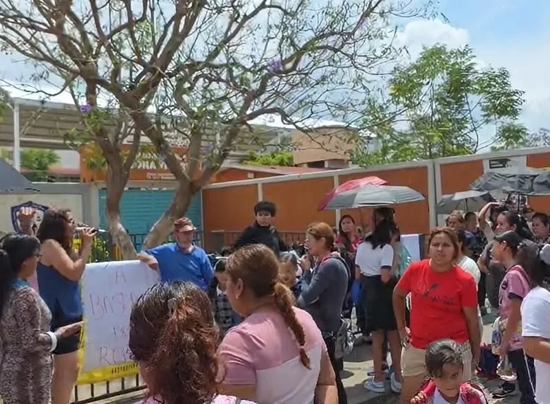 Presunto desfalco de 100 mp en escuela de Villas del Pedregal, de cuotas de padres de familia