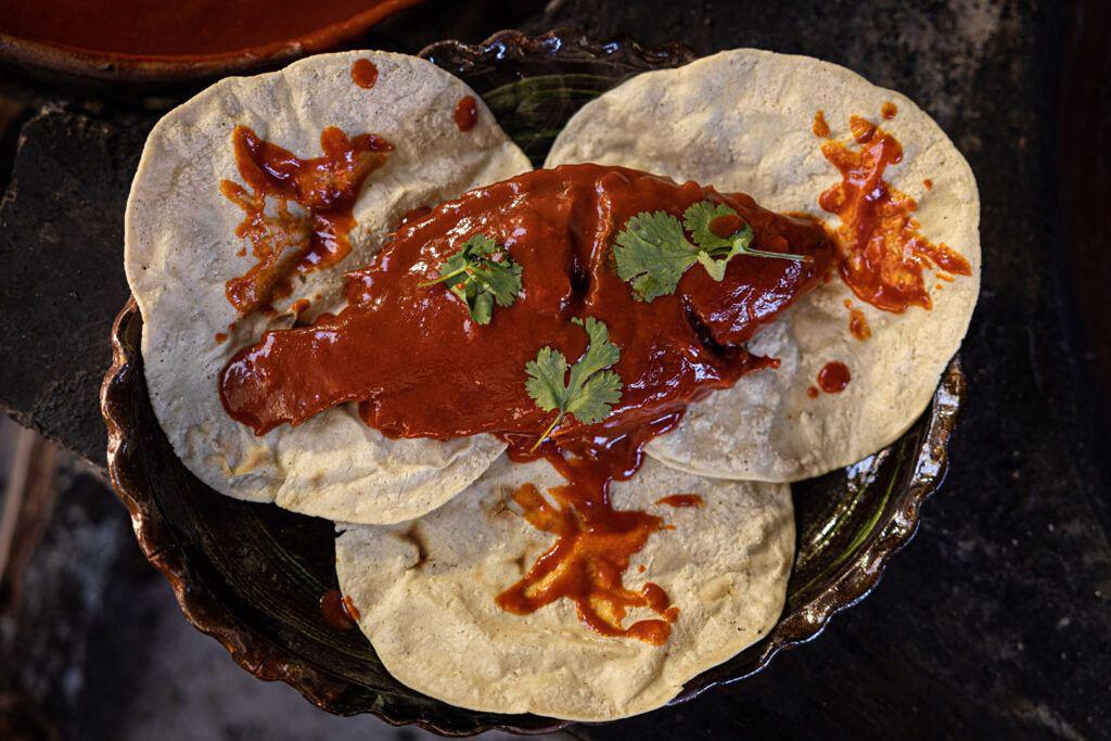 Recorre la ruta de las cocineras tradicionales de Michoacán
