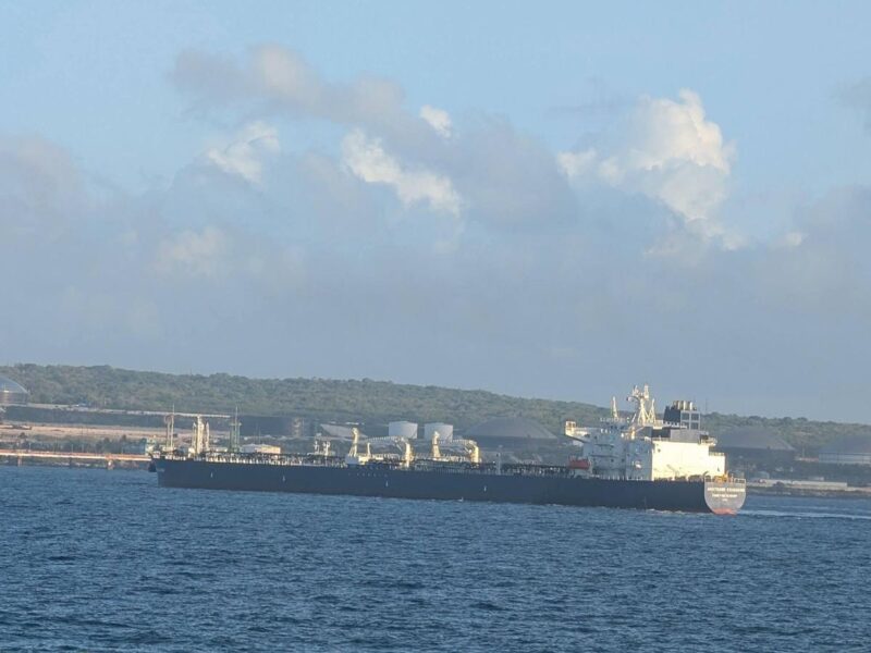 Rusia anuncia que enviará segundo barco con petróleo a Cuba