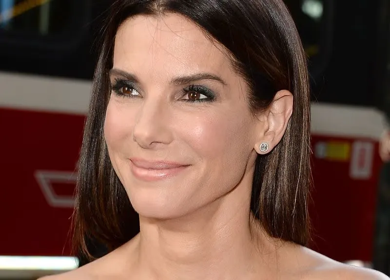 Sandra Bullock llega por fin a Instagram! Hace debut explosivo con guiño a “Hechizo de Amor”