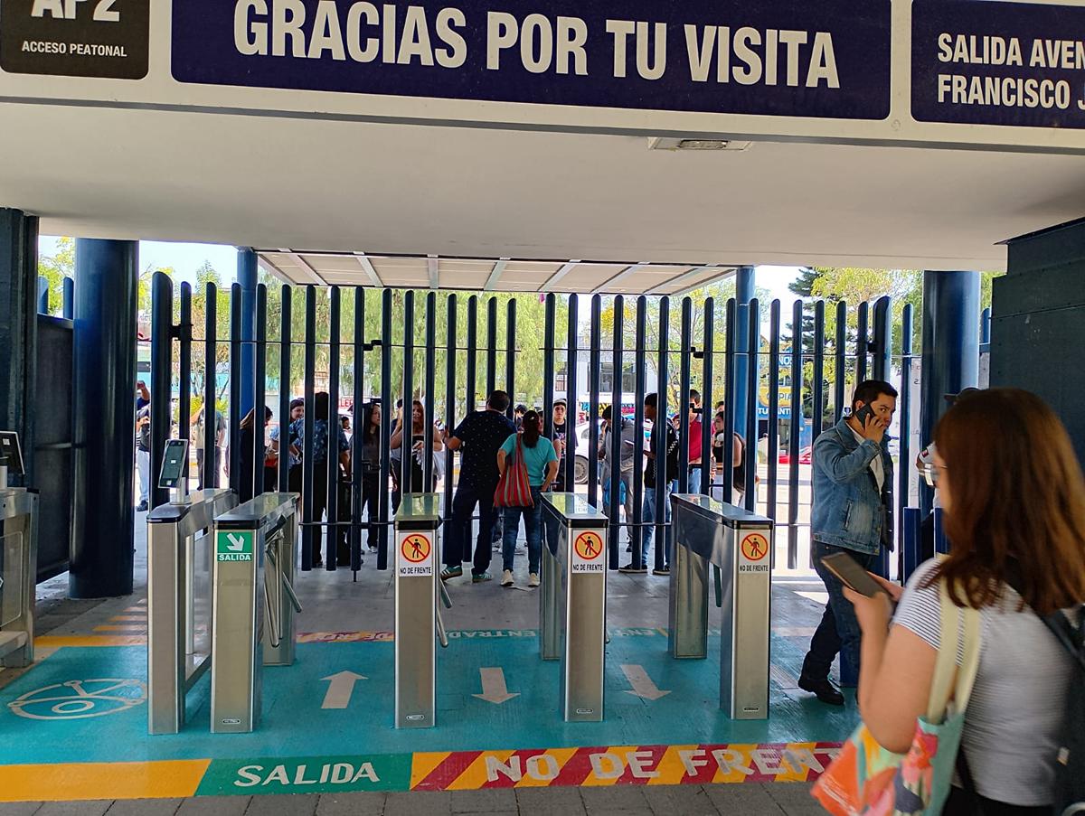 SUEUM desaloja a estudiantes en UMSNH