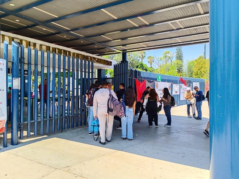 SUEUM desaloja a estudiantes y cierra nuevamente las puertas de la UMSNH