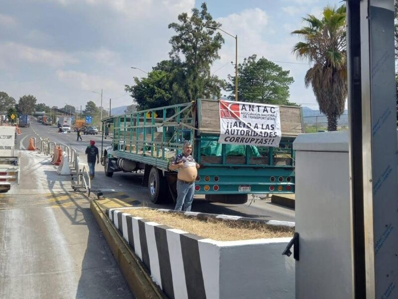 Transportistas amagan con manifestaciones para la inauguración del Mundial