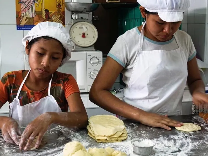 Uno de cada 10 menores en Michoacán realiza labores domésticas en condiciones de riesgo: ENTI