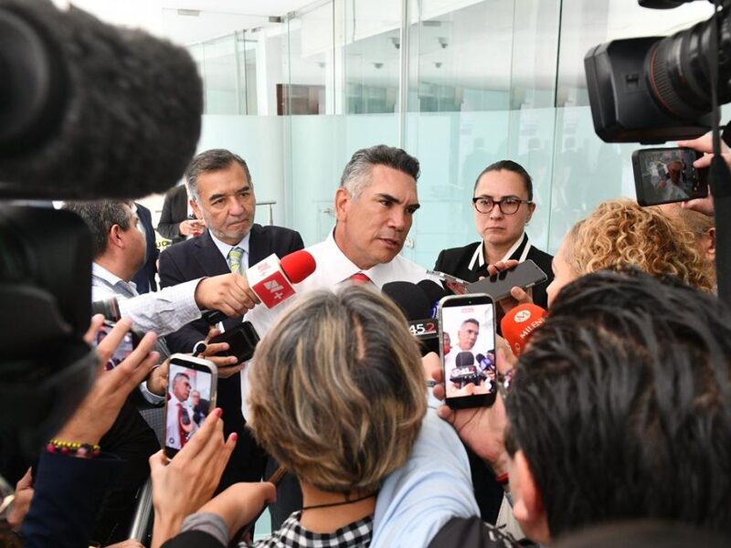Alito Moreno dirigente del PRI defiende a Maru Campos en Chihuahua