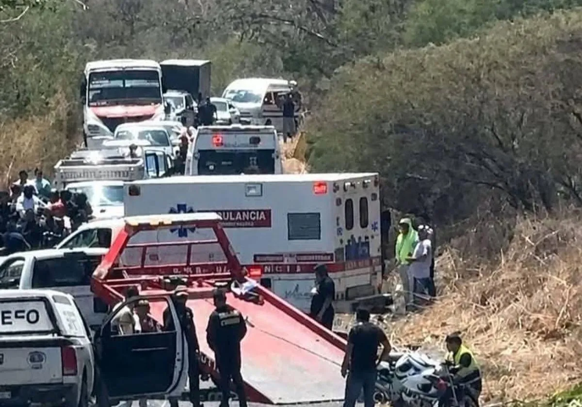 Aparatoso accidente deja sin vida a un motociclista en la Carranza-Pajacuarán