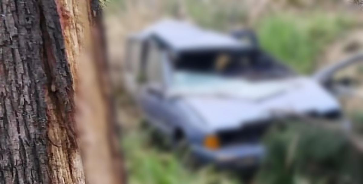 Aparatoso accidente sobre la Morelia-Salamanca deja a dos jóvenes sin vida