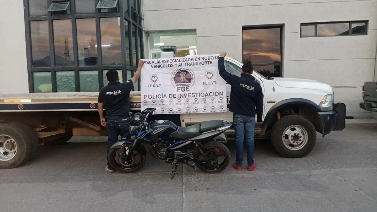 Asegura FGE motocicleta alterada y recupera vehículo con reporte de robo