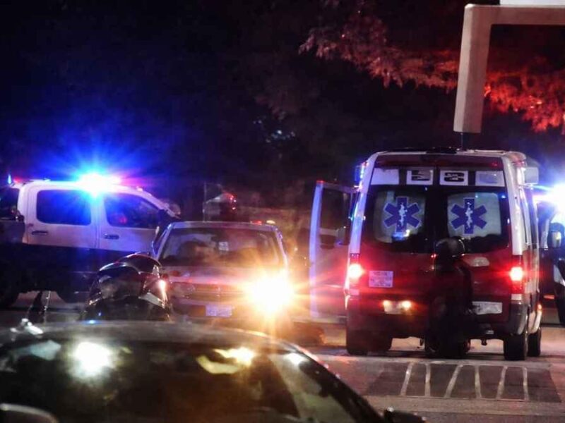 Ataque armado en Apatzingán deja dos policías heridos en carretera a Acahuato