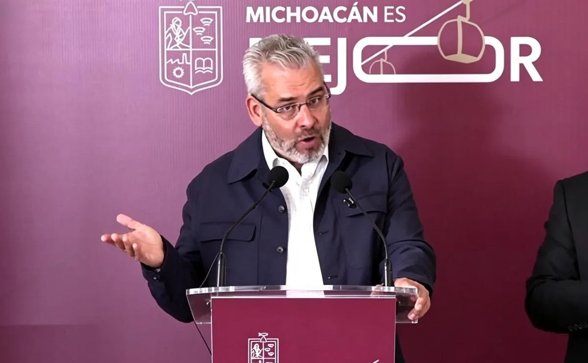 Bedolla anuncia mesa de diálogo con Acachuén tras bloqueo carretero