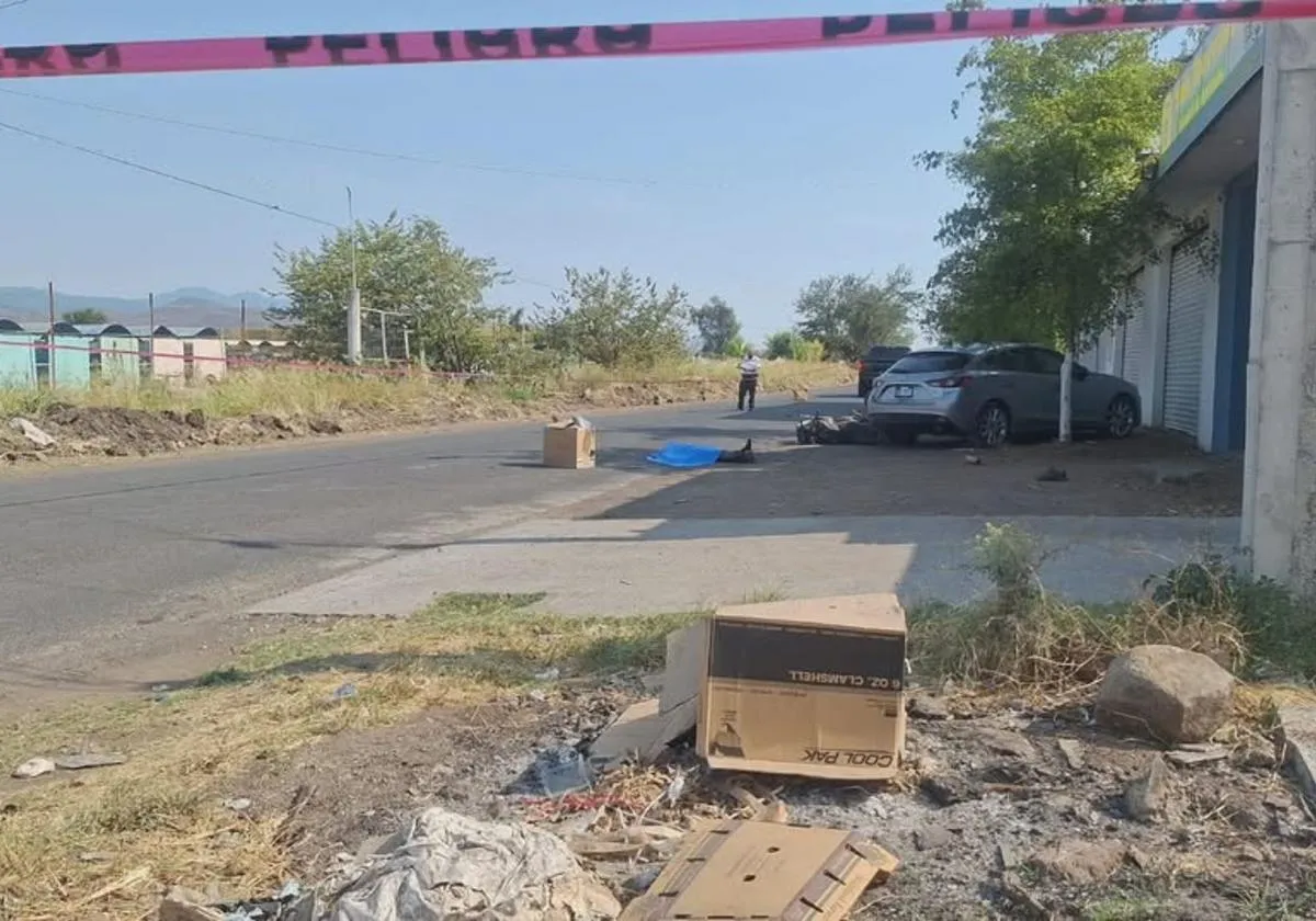 Choque entre motoneta y cuatrimoto deja a un joven sin vida y otro herido en Los Reyes