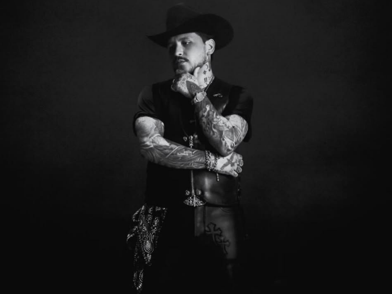 Christian Nodal impacta con tercera publicación de El Forajido y misterioso contador en Instagram