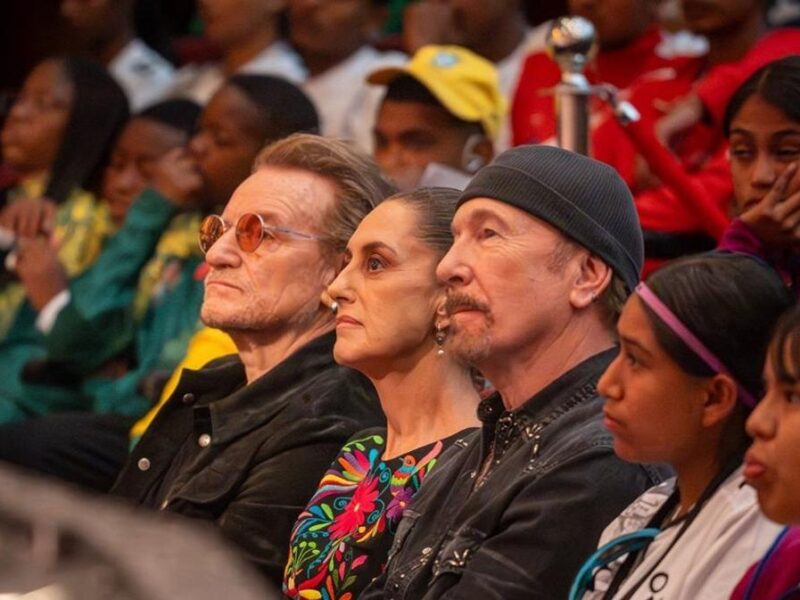 Claudia Sheinbaum y U2 se reúnen en Asamblea de Niños de la Calle; fans claman por concierto masivo en el Zócalo