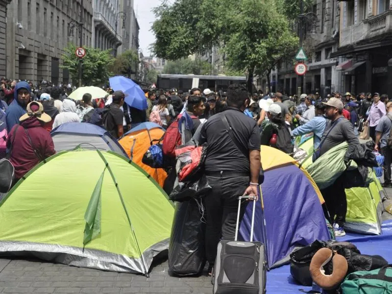 CNTE reporta la muerte de maestro en su campamento del Centro Histórico de la CDMX