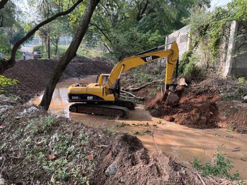 Conagua y Gobierno estatal coordinan limpieza de drenes y canales para prevenir inundaciones