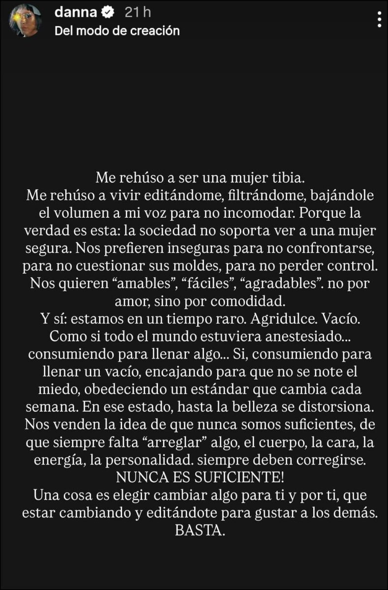 Danna lanza duro mensaje contra los estándares de belleza y la presión social