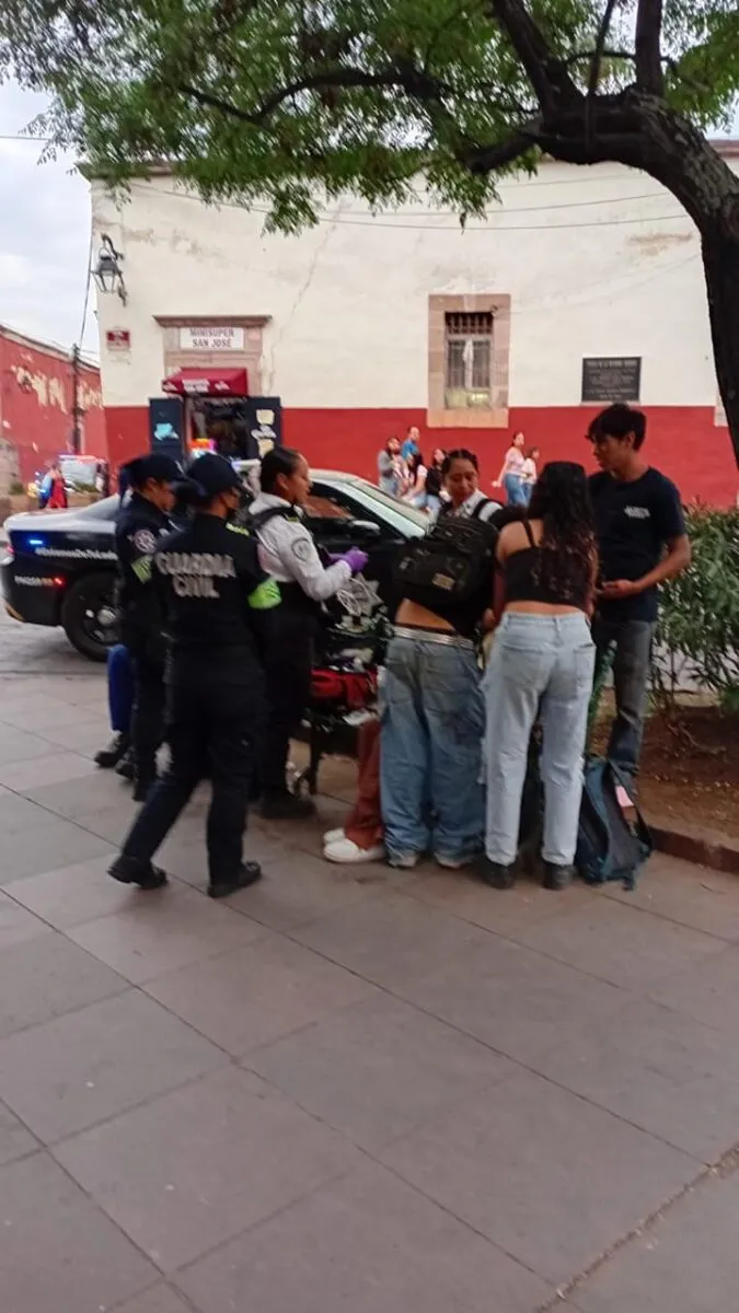 Denuncian consumo de drogas y alcohol frente al templo de San José-1