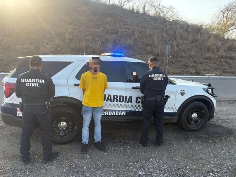 Detienen a un hombre presuntamente en posesión de marihuana en Arteaga