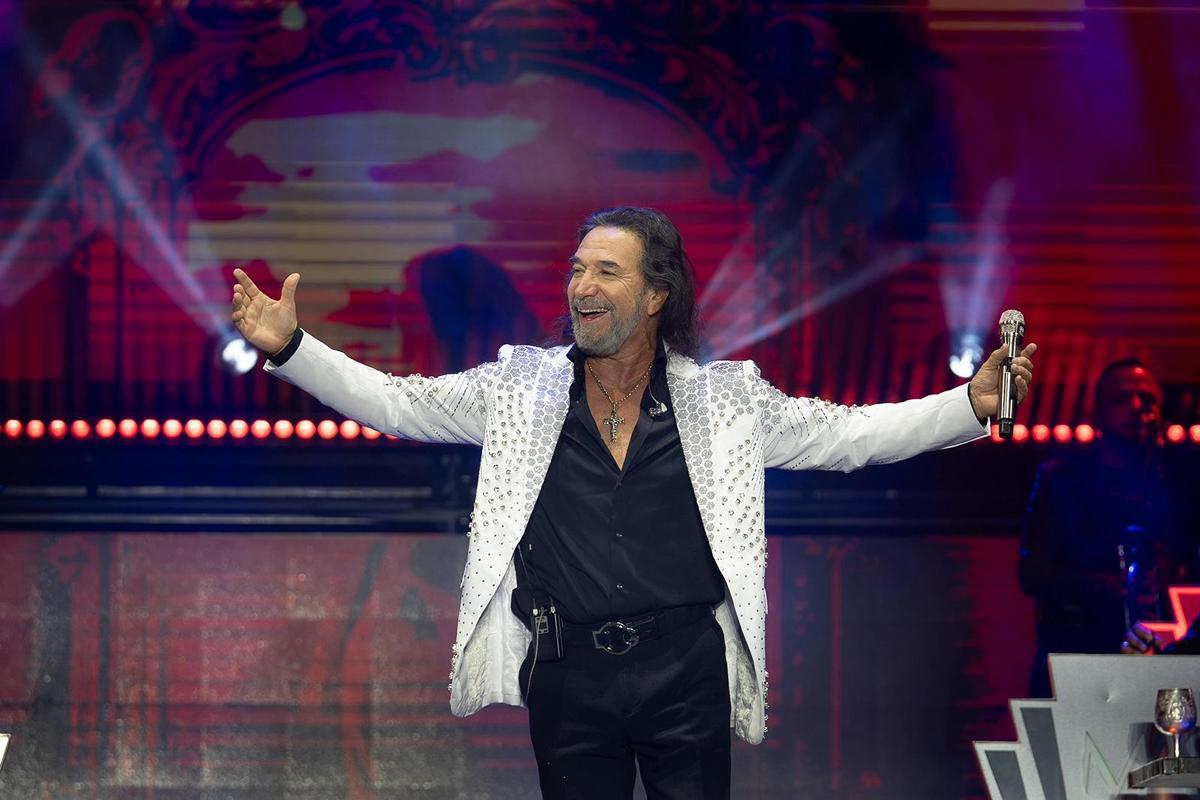 El Buki conquista con cifra histórica de 58 mil asistentes el Morelos