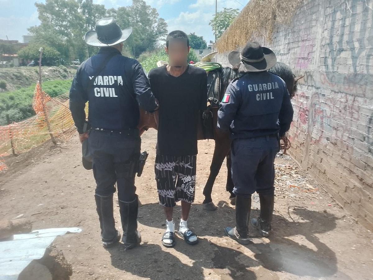 En recorridos de prevención detienen a dos hombres presuntamente por posesión de drogas en Morelia