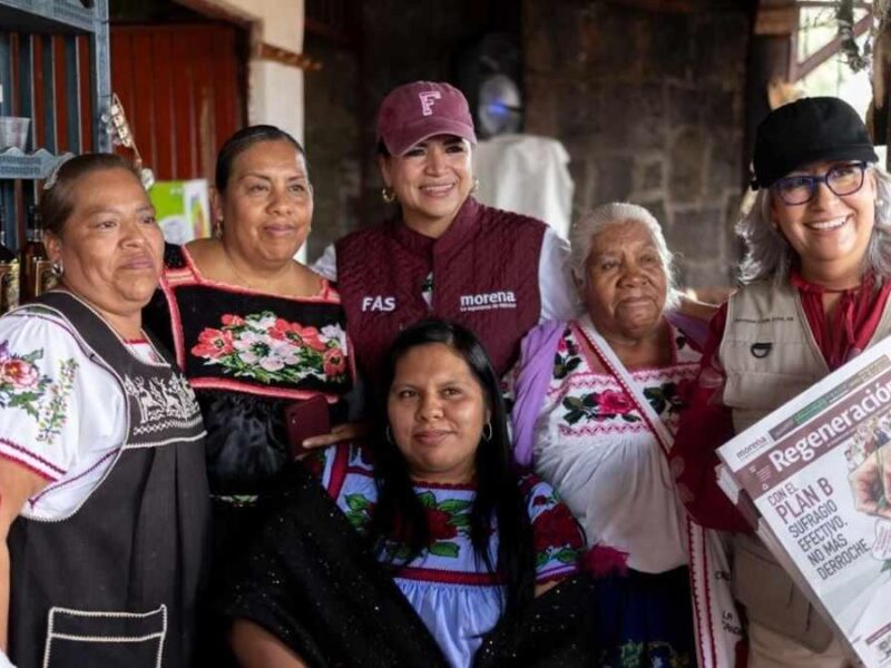 Fabiola Alanís encabeza asamblea de Morena en Pátzcuaro 2