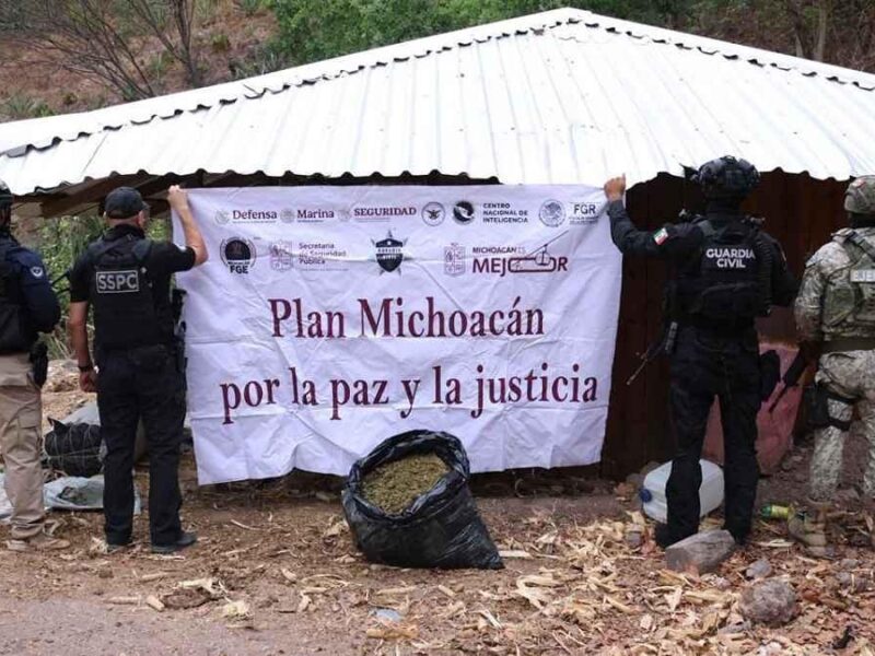 FGE ejecuta 2 cateos en San José de las Cidras; aseguran armas, droga y vehículos