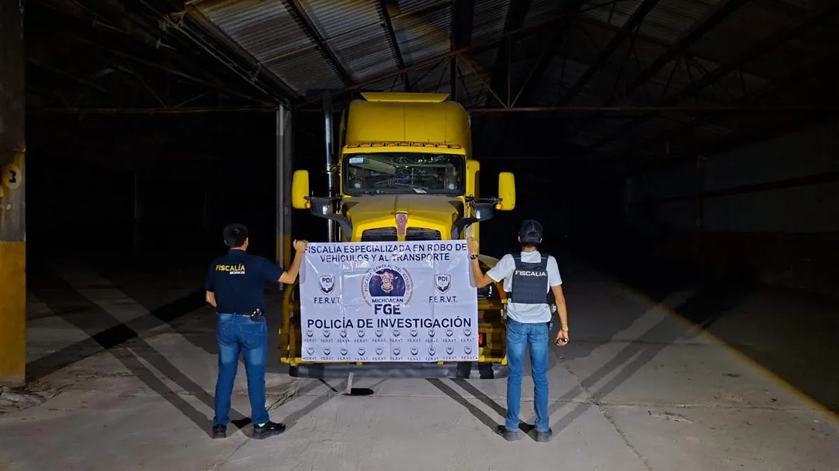 FGE tractocamión aguacate robado Zinapécuaro