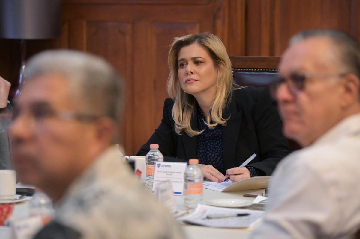 FGR cita a comparecer a la gobernadora de Chihuahua por el caso de los agentes de la CIA
