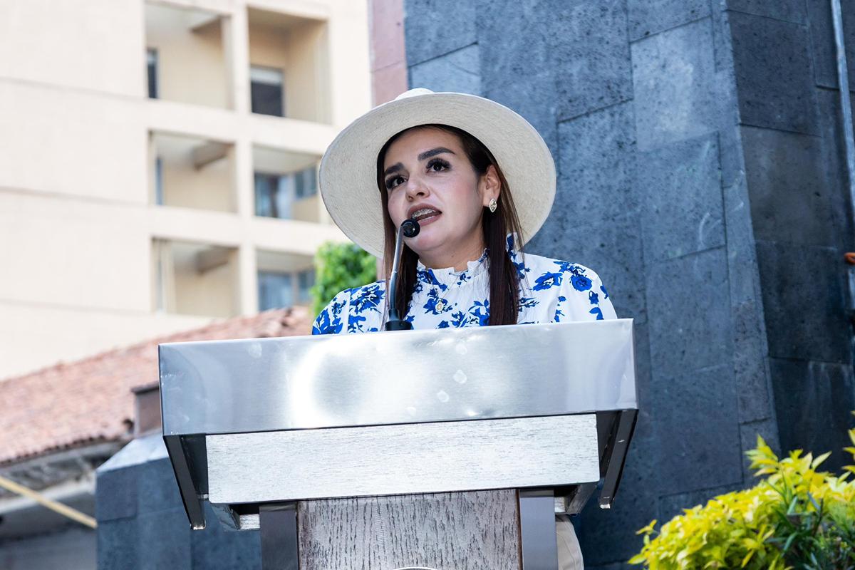 Grecia Quiroz niega vínculos criminales y acusa campaña de desprestigio en Uruapan
