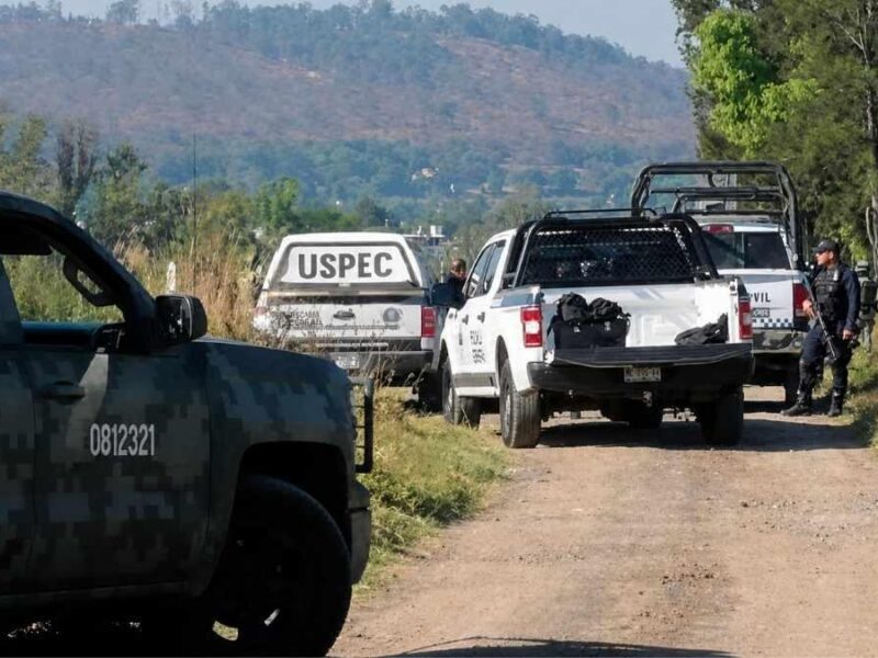 Hallan fosa clandestina con un cuerpo en Charo, Michoacán