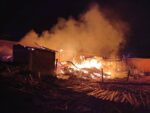 Incendio arrasa con un taller de madera en Ciudad Hidalgo; no se reportan víctimas mortales