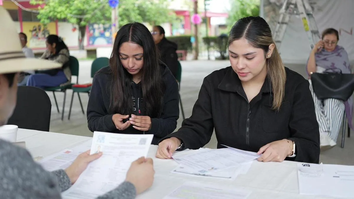 Inicia la entrega de fichas para las Normales de Michoacán 1
