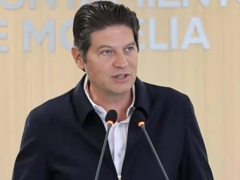 Llamado de Sheinbaum a no ver TV Azteca, camino a la dictadura: Alfonso Martínez