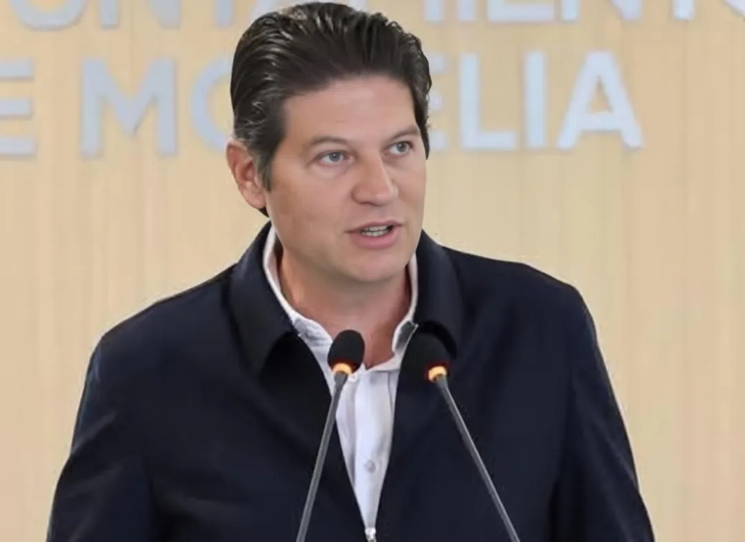 Llamado de Sheinbaum a no ver TV Azteca, camino a la dictadura: Alfonso Martínez