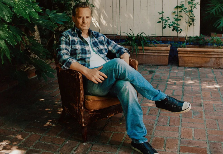 Madre de Matthew Perry destroza a su asistente en carta judicial