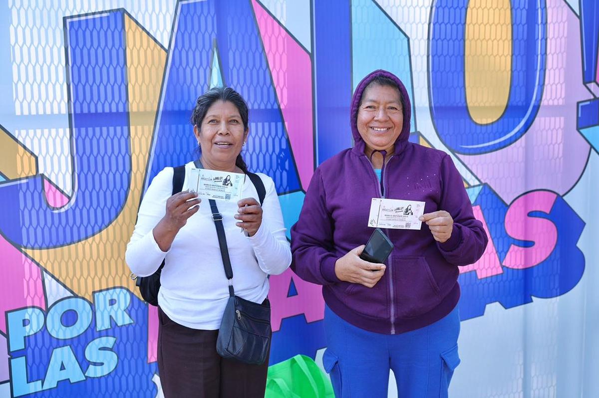 Mañana sigue el canje de boletos por pañales para concierto de El Buki-1