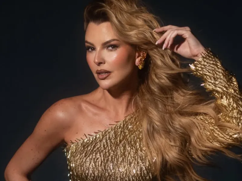 Marjorie de Sousa estalla ante fotos falsas con Julián Gil y su hijo