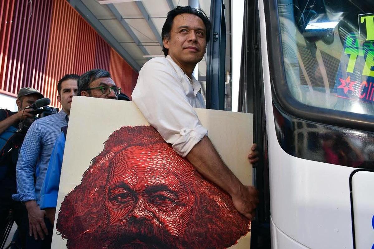 Marx Arriaga convoca a marcha en CDMX para “refundar la SEP” a tres meses de que fue despedido