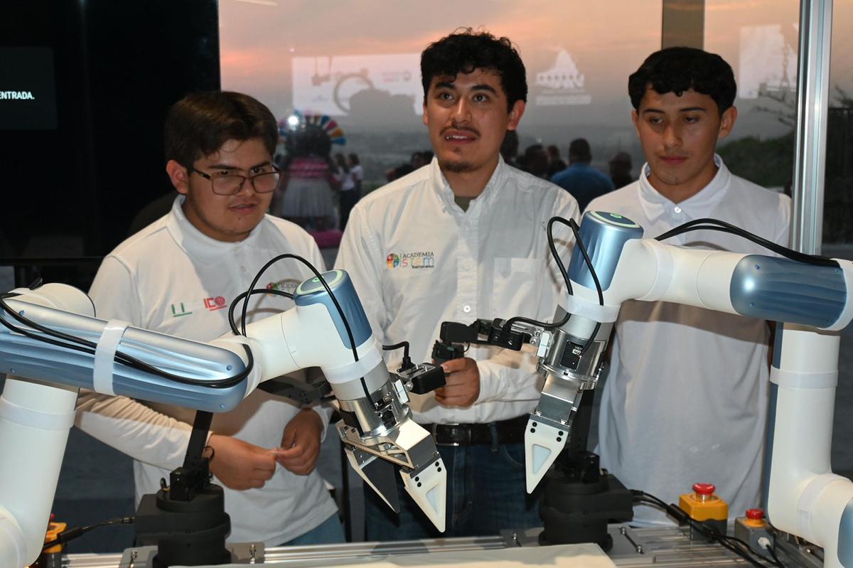 Michoacán presente en nacional de tecnología de los Cecyte 2026