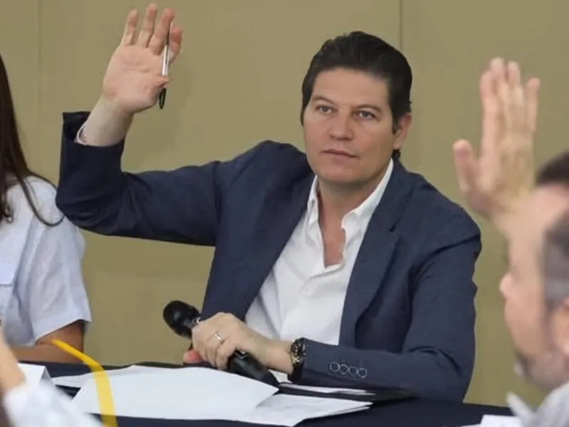 Morelia: rechaza Alfonso Martínez pagar 8 mdp para transmitir Mundial en plazas