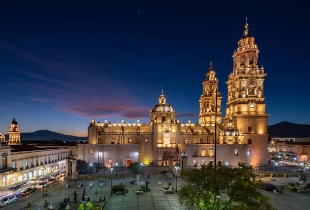 Morelia supera los 849 mil habitantes en su aniversario de fundación