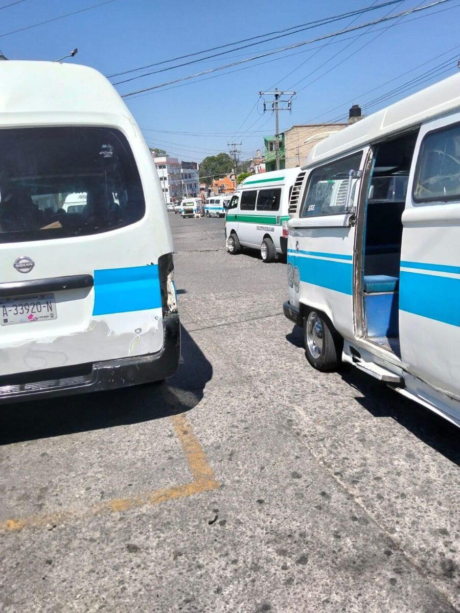Operativo del Ejército Mexicano en Zitácuaro, desencadenó bloqueos carreteros y quema de vehículos-1