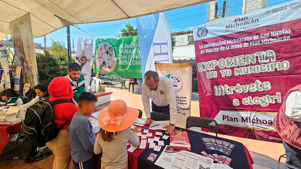 Participa UMSNH en la reconstrucción del tejido social con actividades académicas en Michoacán