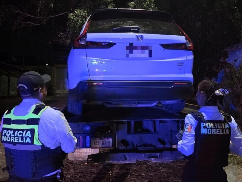 Policía Morelia recupera vehículo con reporte de robo